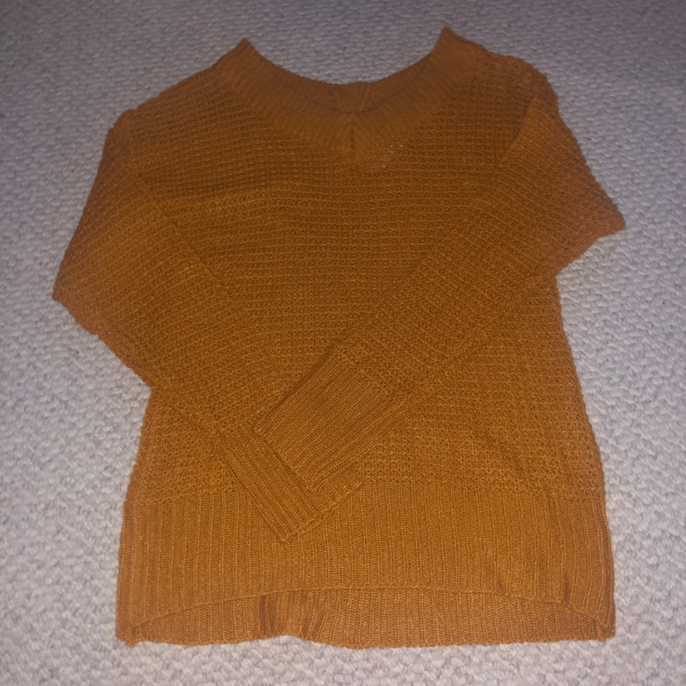 Jennifer Lauren yellow knit sweater